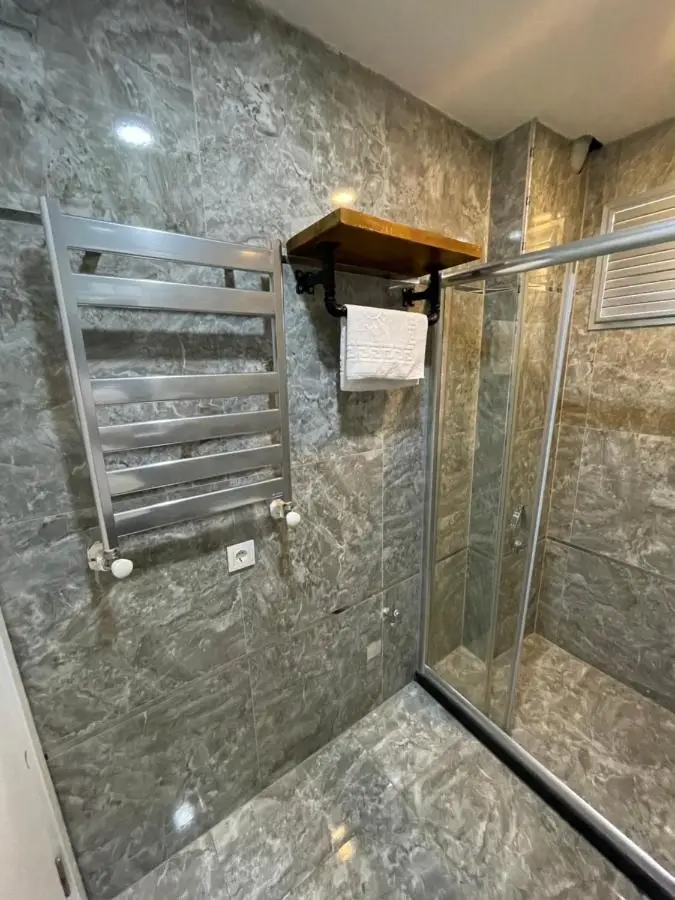 Arat Apartments