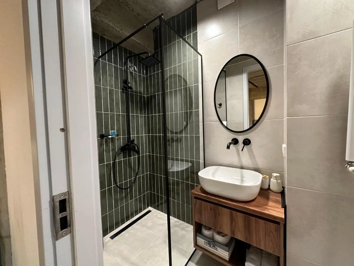 Apartment in Tbilisi next to Courtyard Marriott hotel