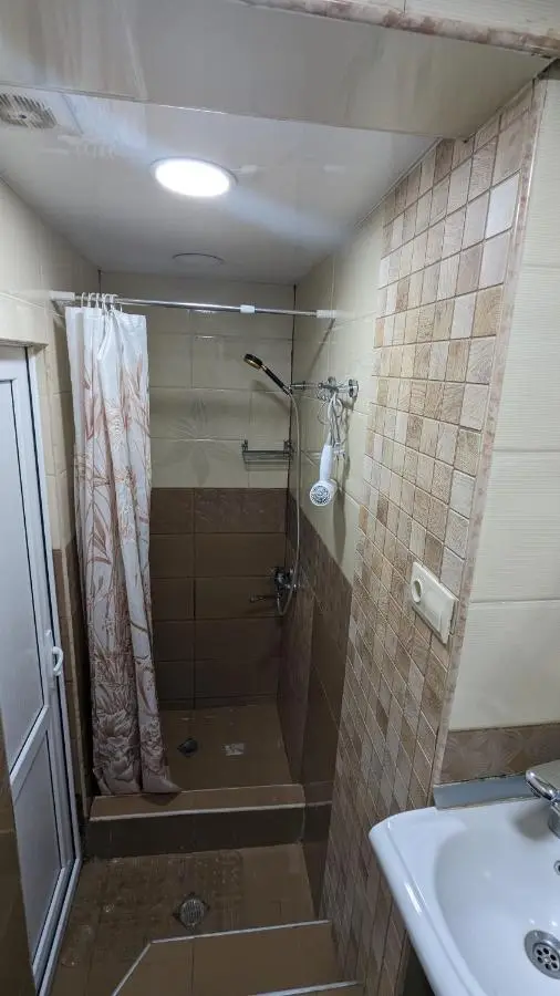 Lela Apartments