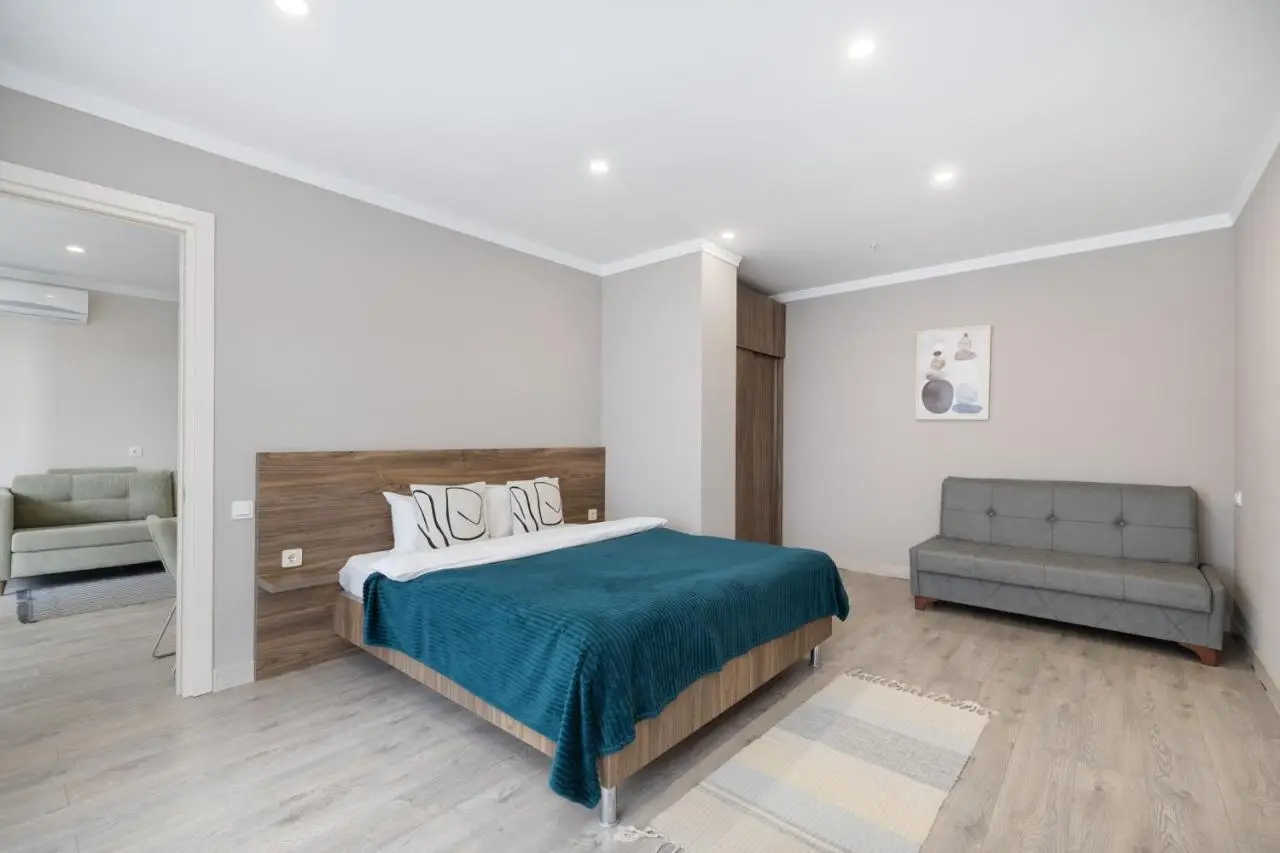 Green Side Apart Hotel Official