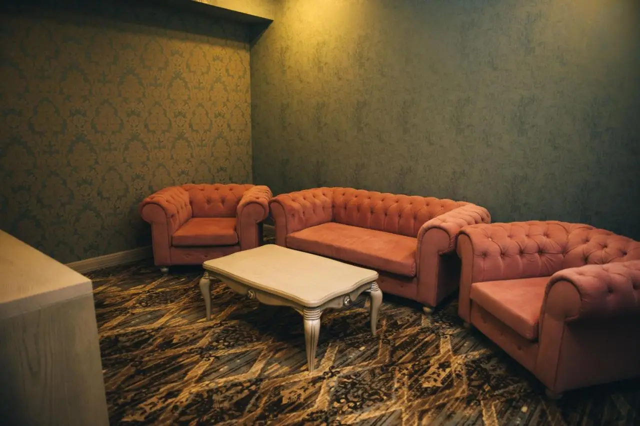Emerald Suite Hotel