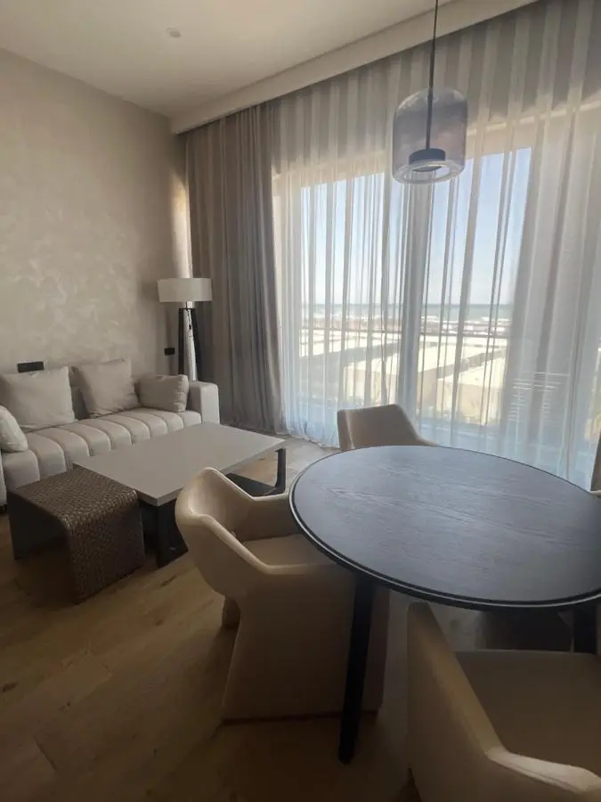 Sea Breeze Baku