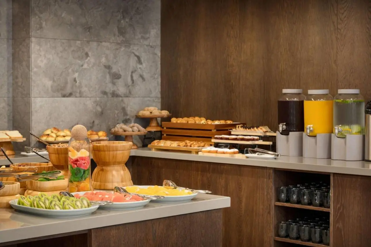 La Quinta by Wyndham Batumi