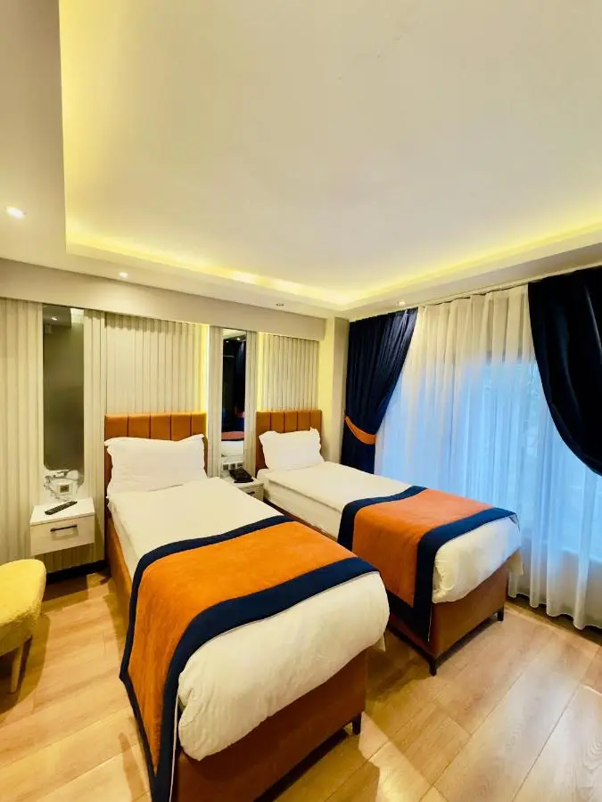 Regency World Hotel