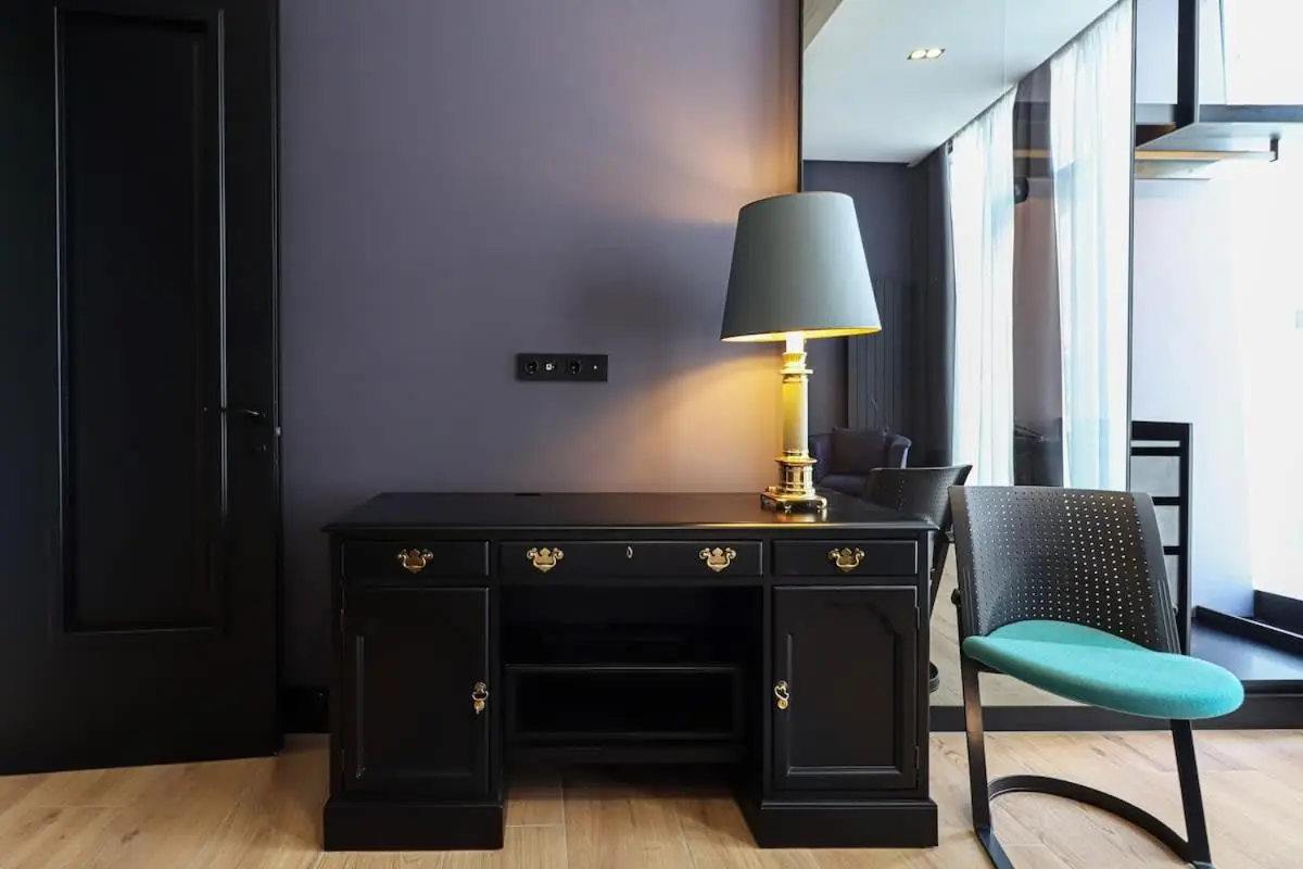 Luxurious 2BR Apartment at King David - By Wehost
