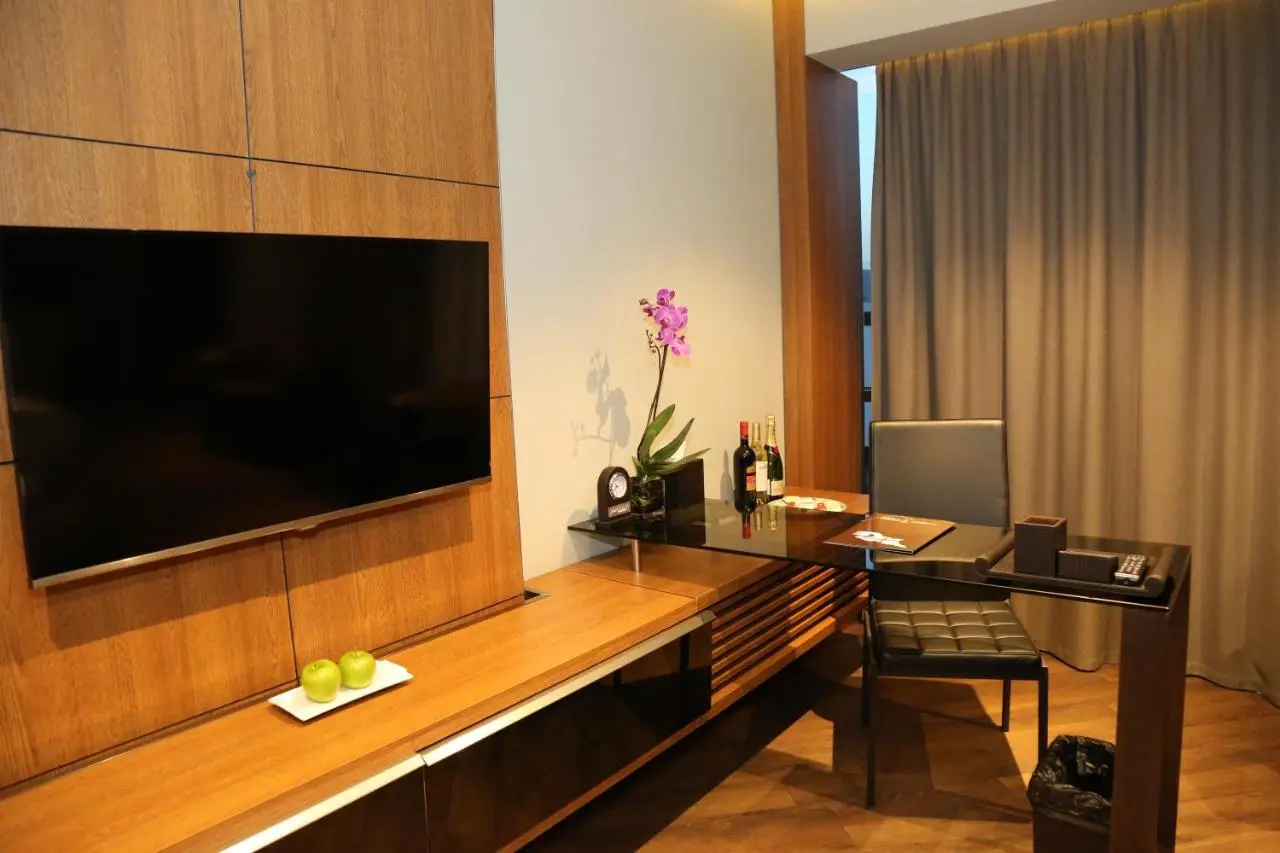 Golden Palace Hotel