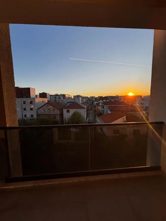Jon's Apartment