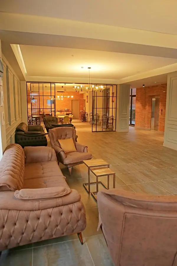 Hotel Address 9D