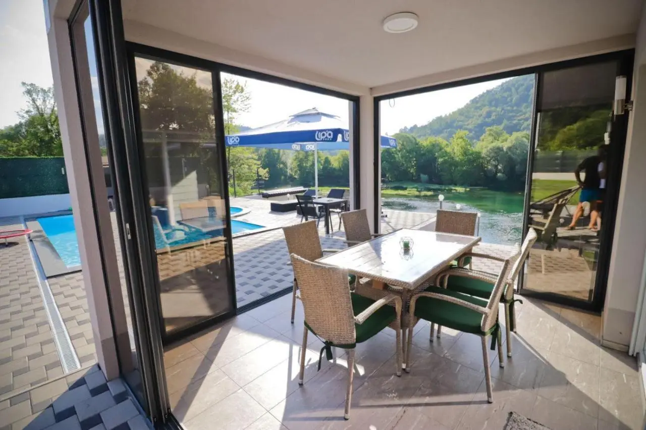 Villa Lux