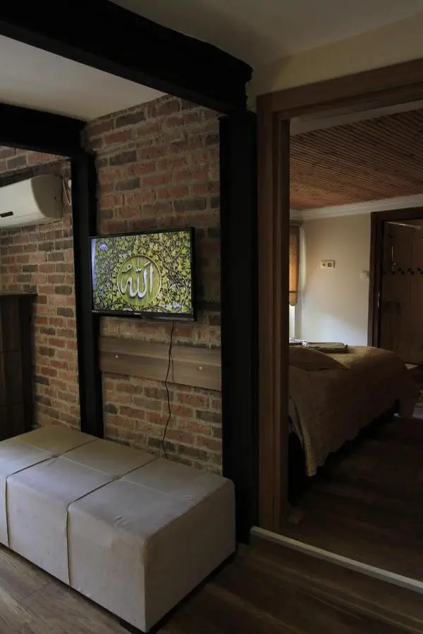 Coskun House