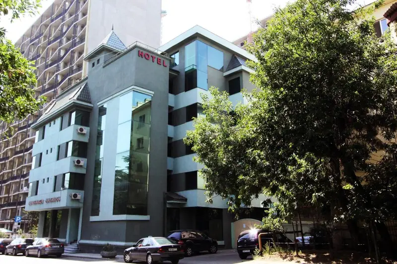 Batesta Hotel