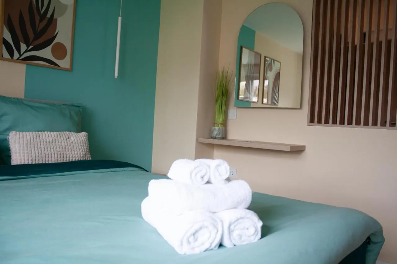 Lovely Studio Apartment Green