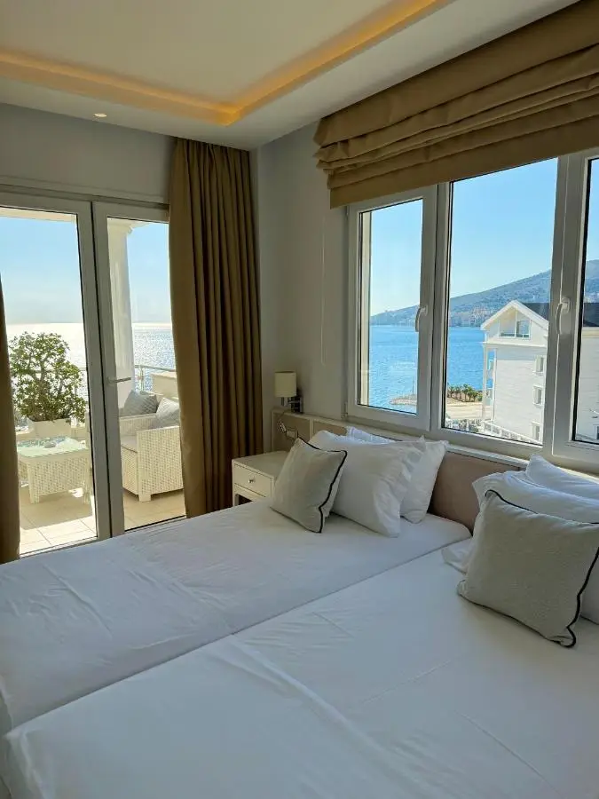 Limani Deluxe Apartments