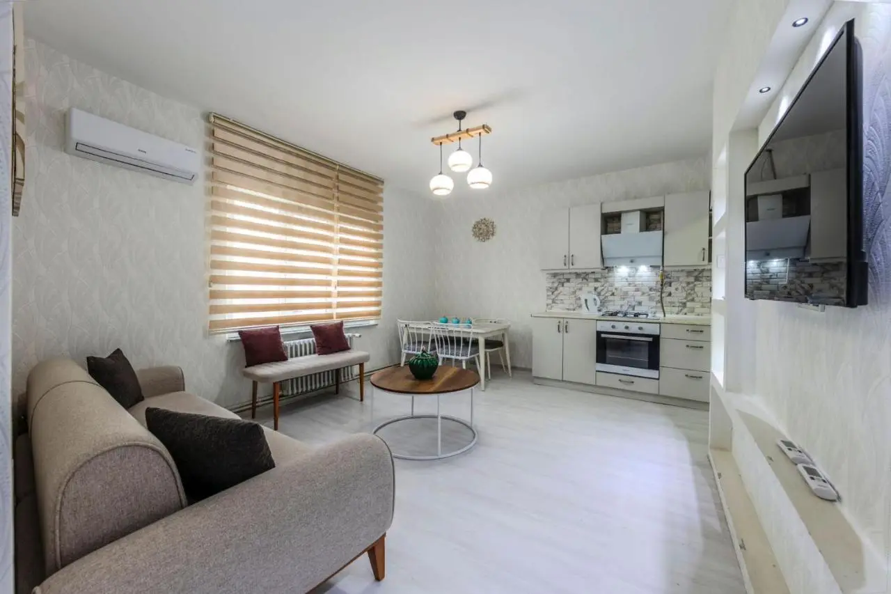 Palas Apartments
