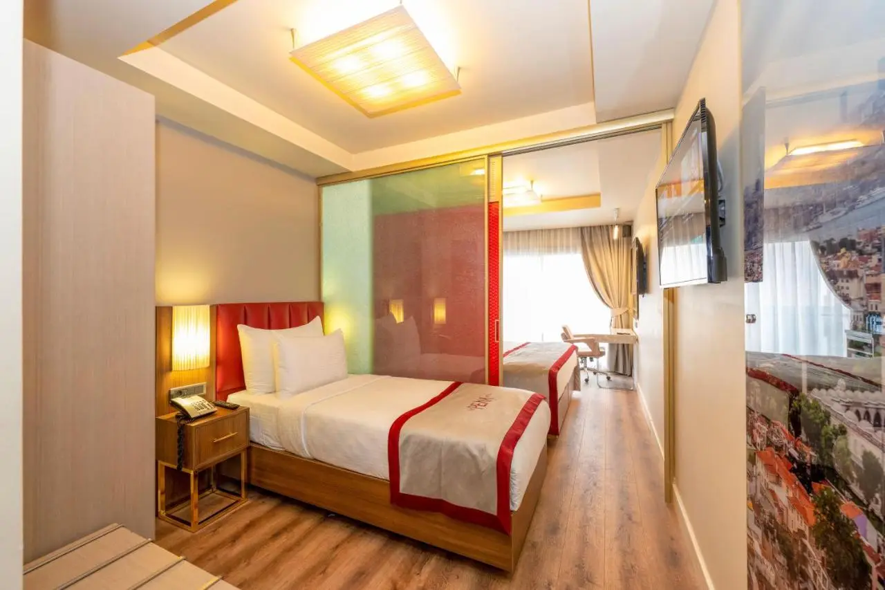 Ramada By Wyndham Istanbul Pera