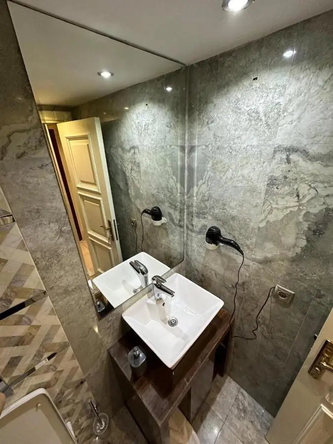 Sahra Airport Hotel