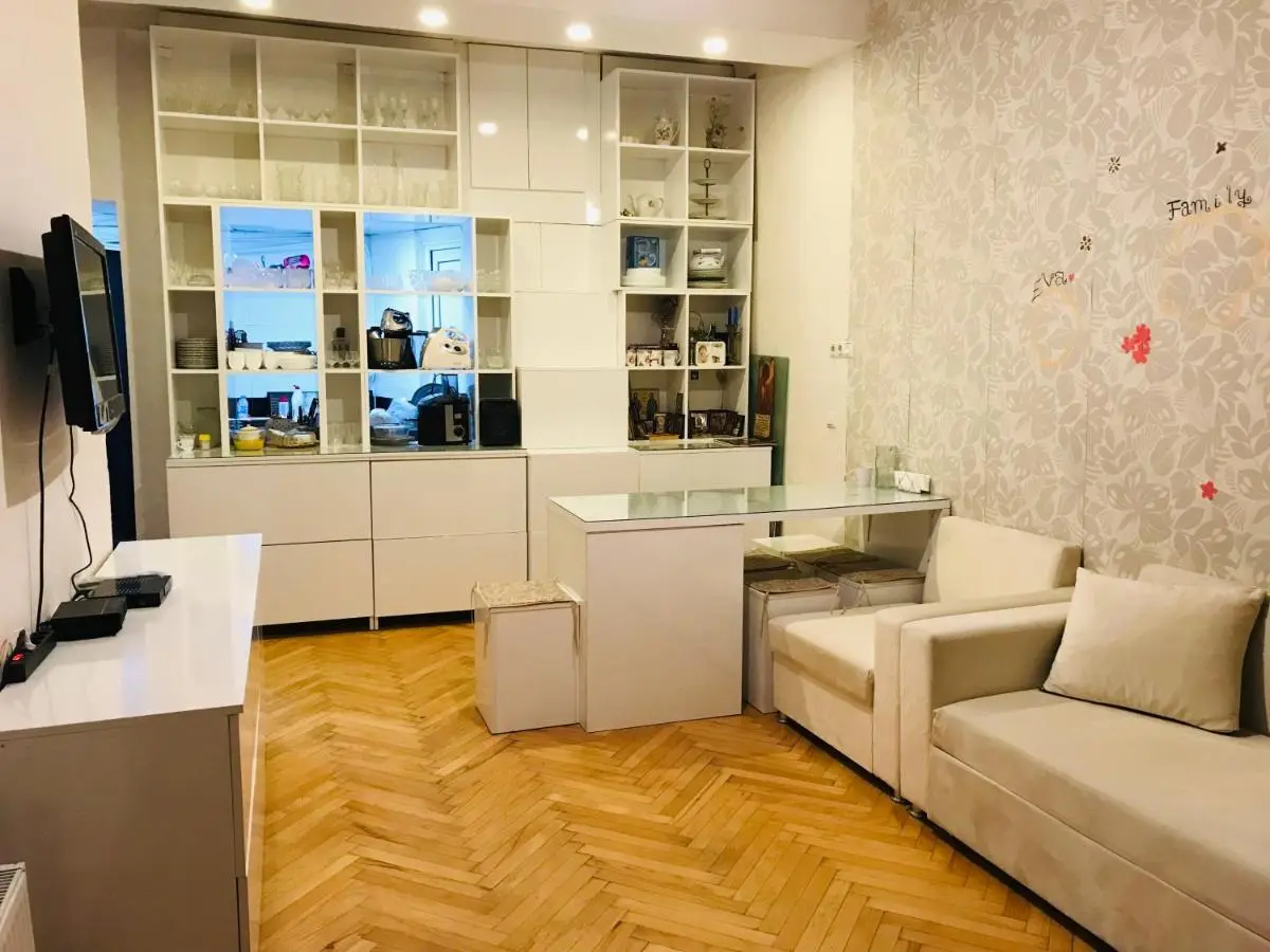 DIANA'S House