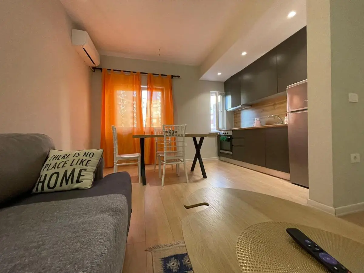 Museum Center One Bedroom App - ENJOY TRAVEL
