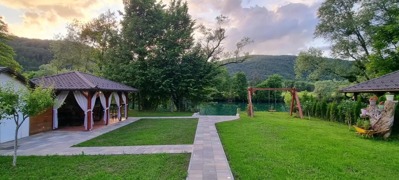 River home - Villa Sara