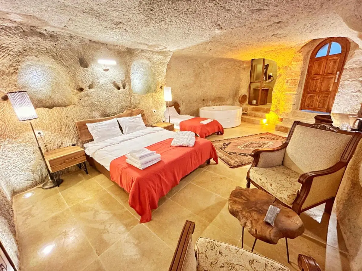 Asma Altı Cave