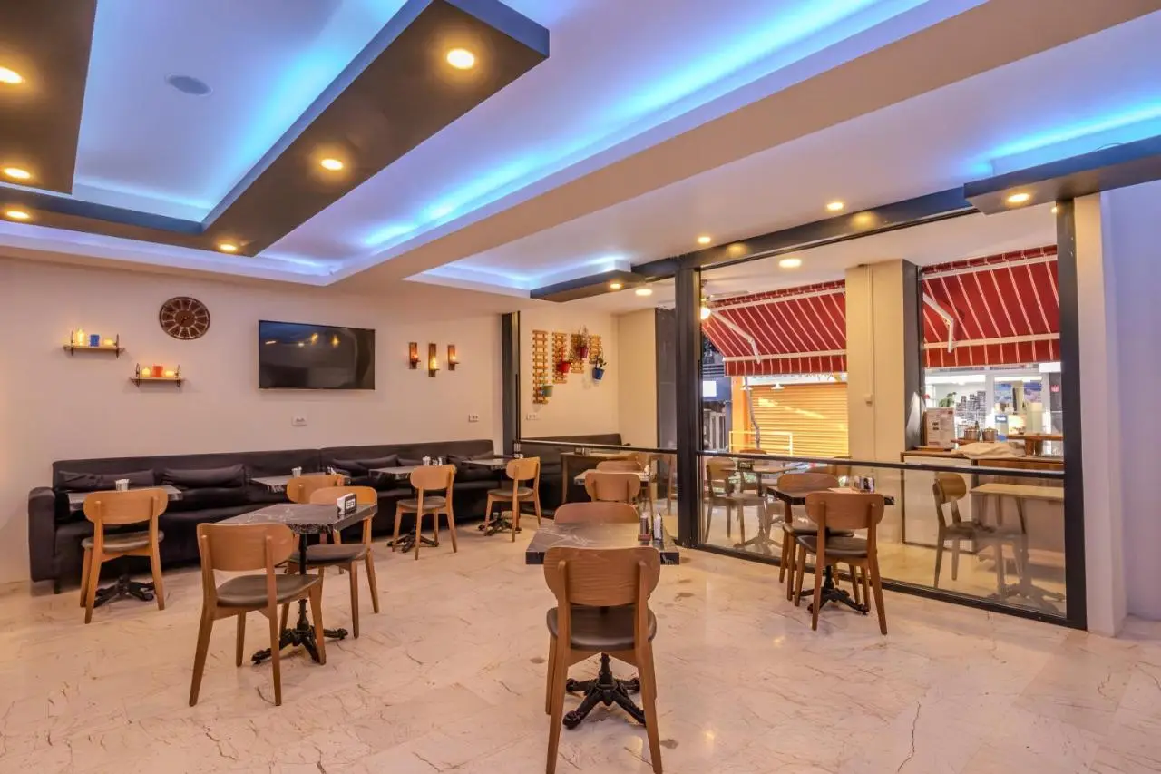 Ruby Hotel