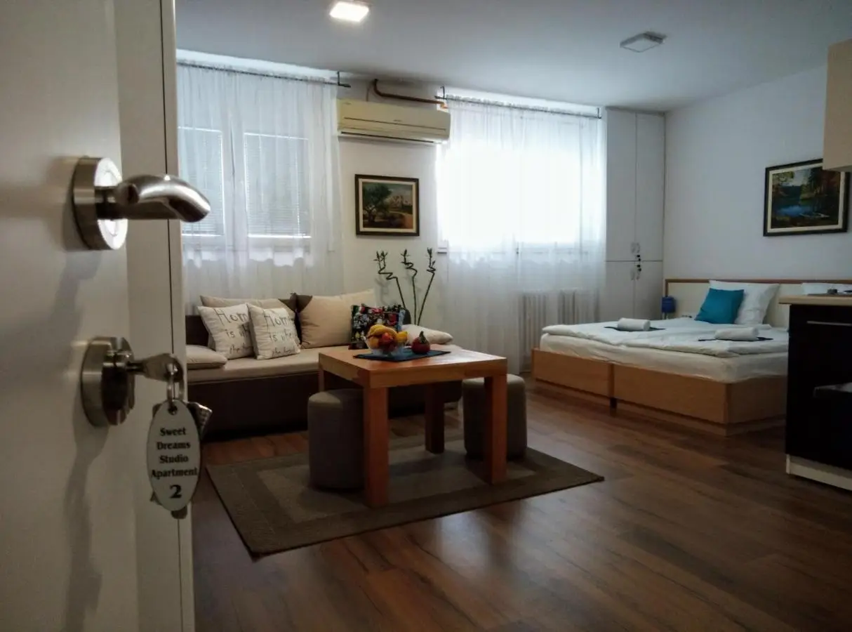 Sweet Dreams Studio Apartment