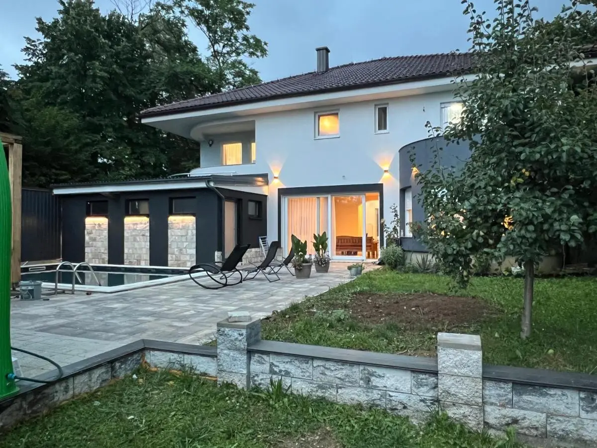 Villa Aleja