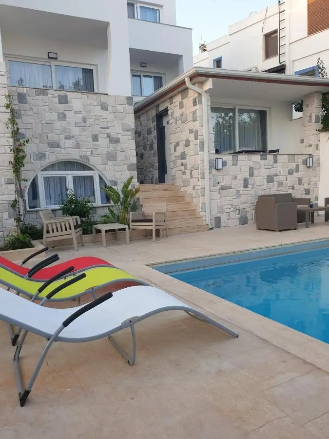 EXEN BY WEEKEND