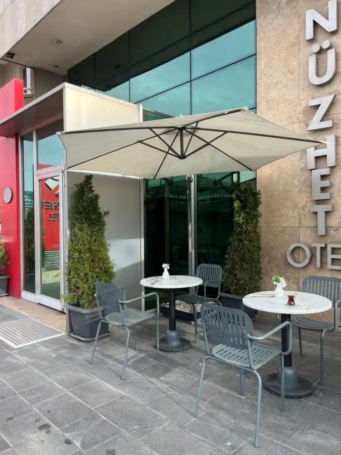 Nüzhet Hotel