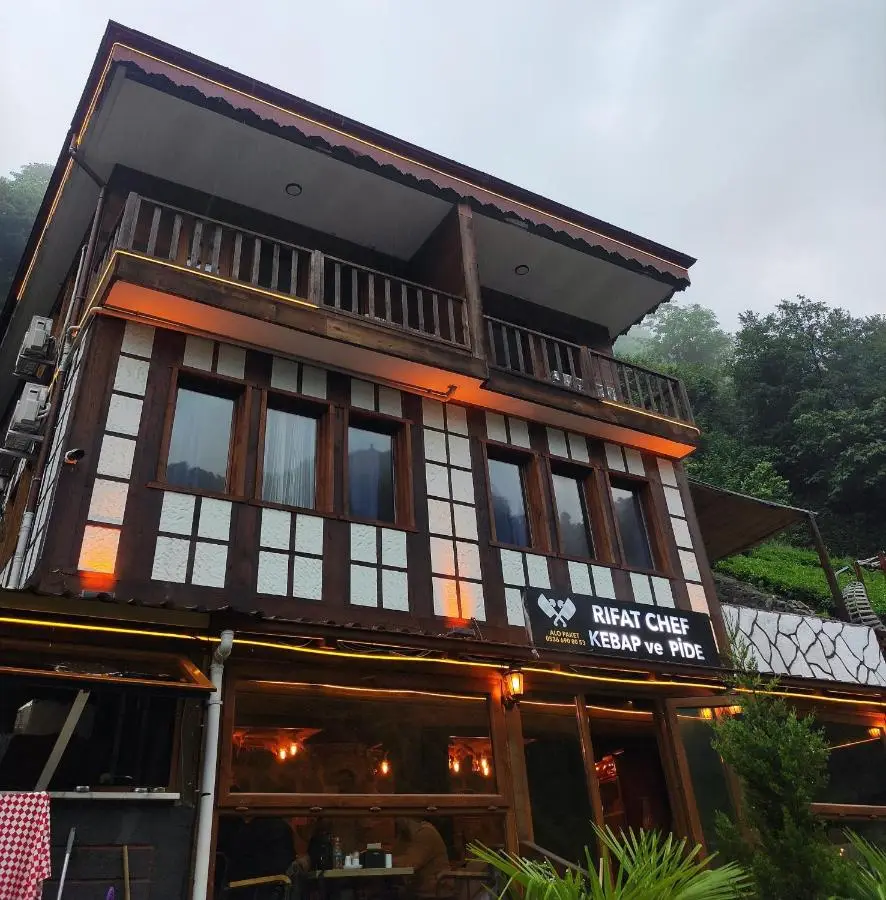 River Deluxe Botıque