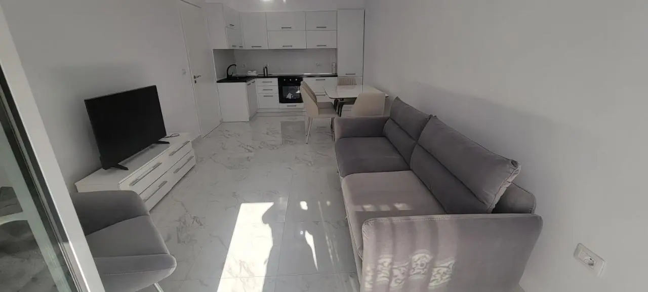 Lightside Apartment