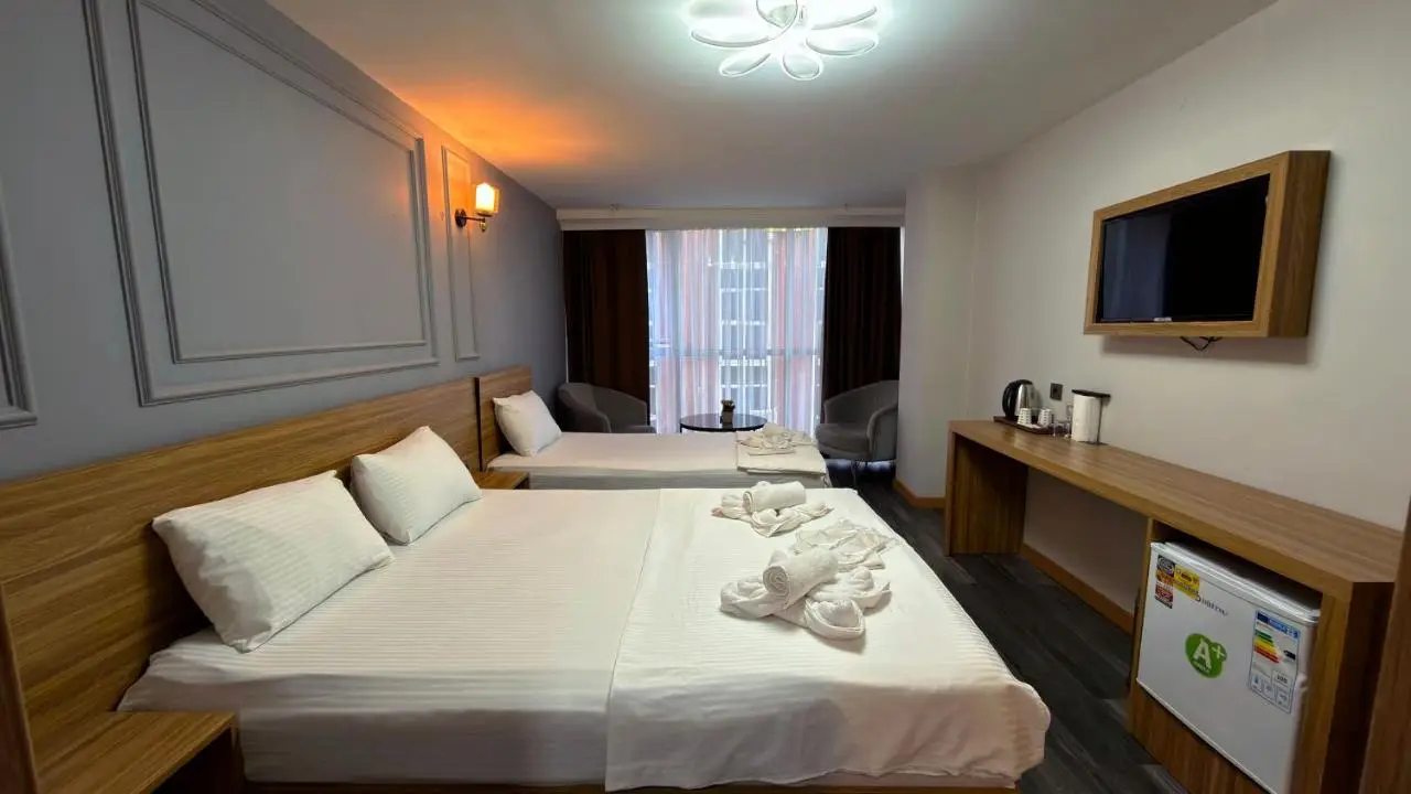 Waves hotel