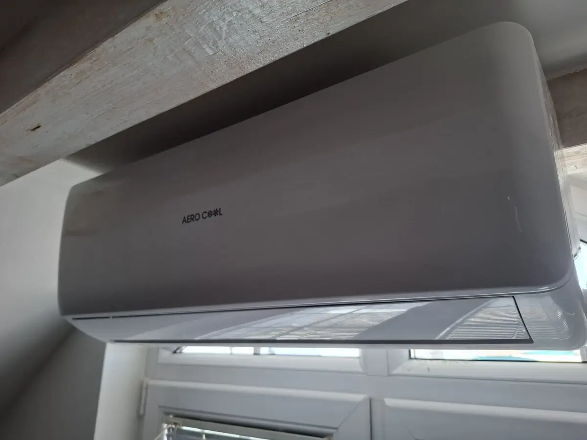 Superior 2   106m2 Apartment A/C free Parking