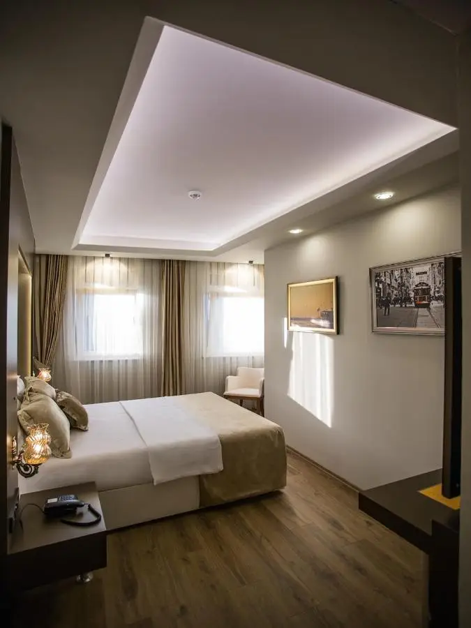 Bonne Sante Hotel