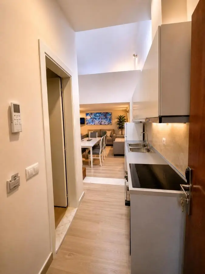 Flors Apartments