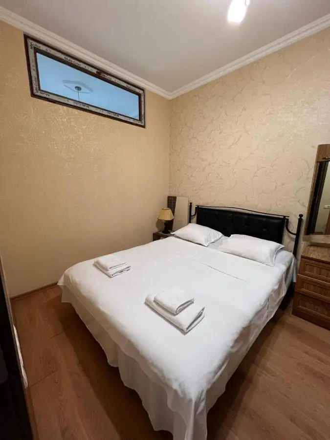 Apartment on Khimshiashvili 1