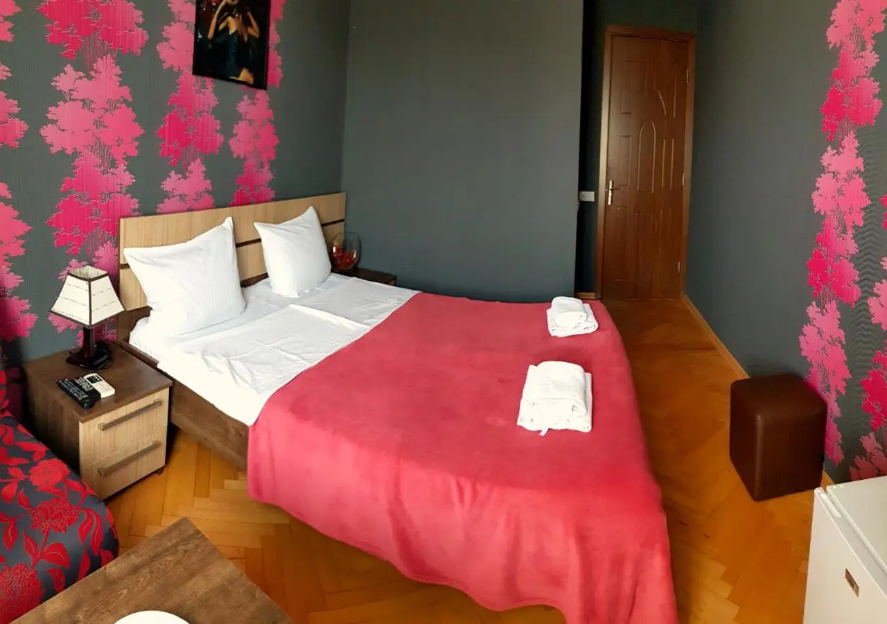 Bonus Hotel