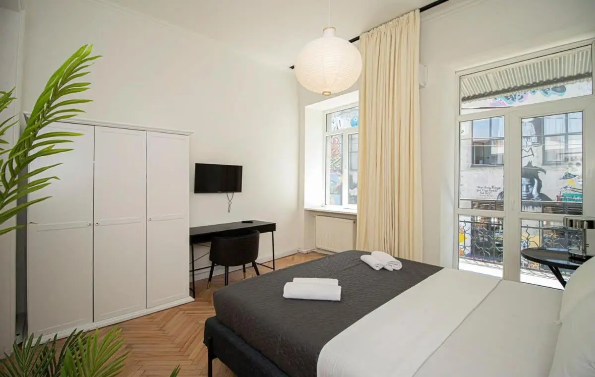 Chic 3BR Apt Near Fabrika - By Wehost