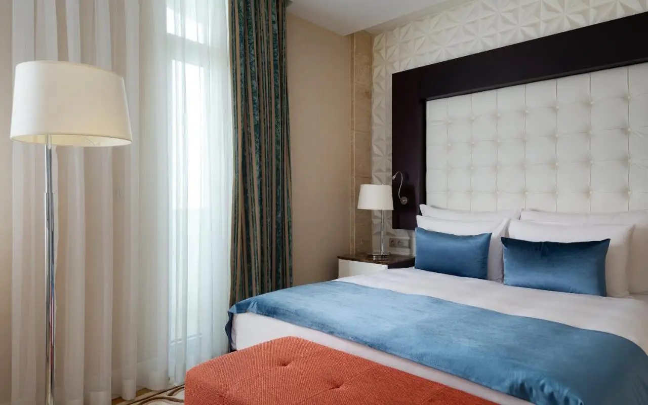 Badamdar Hotel and Residences