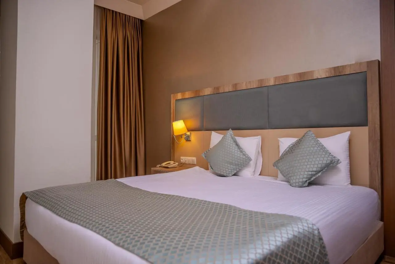 Mari Suites Hotel