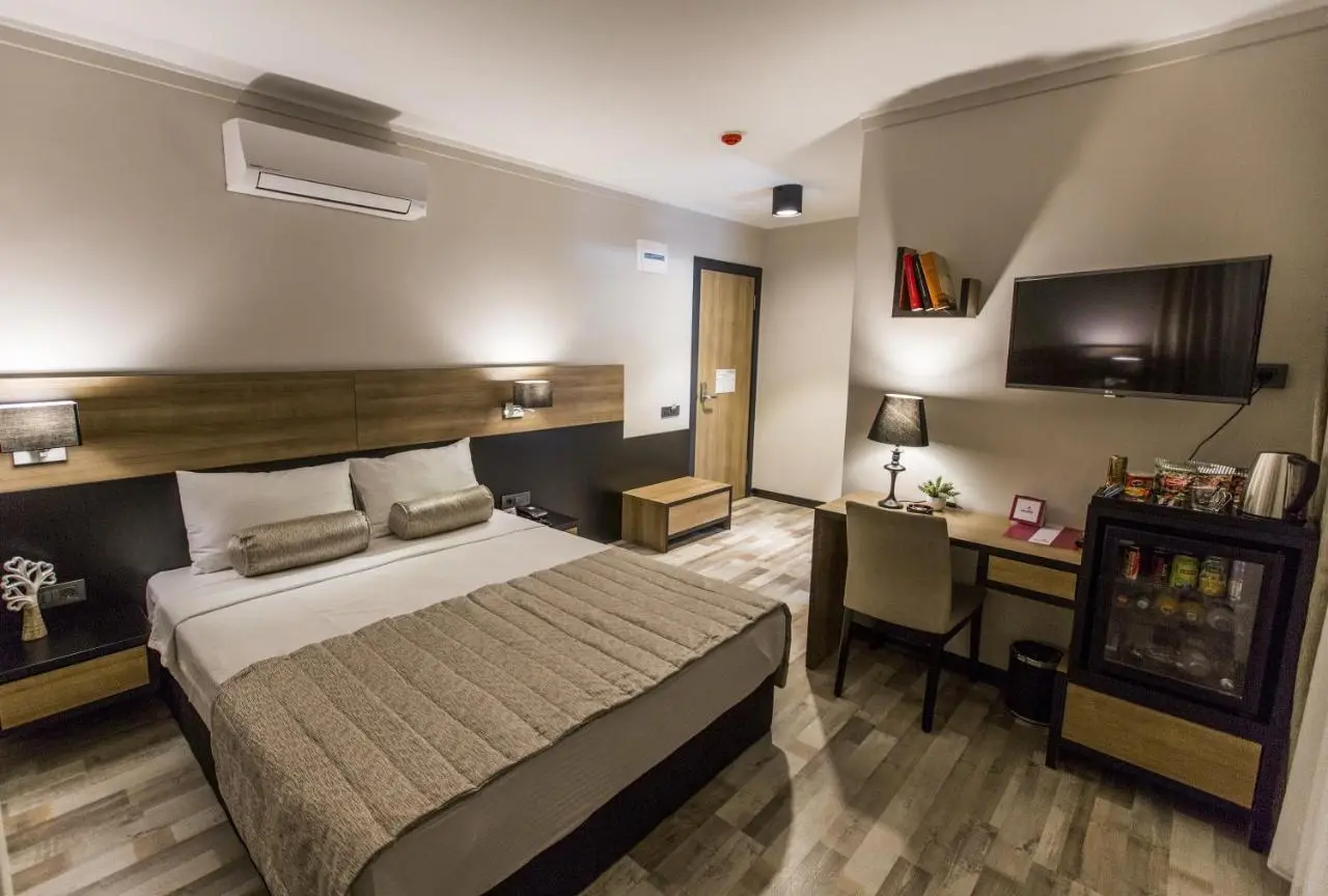 Kalevera Hotel