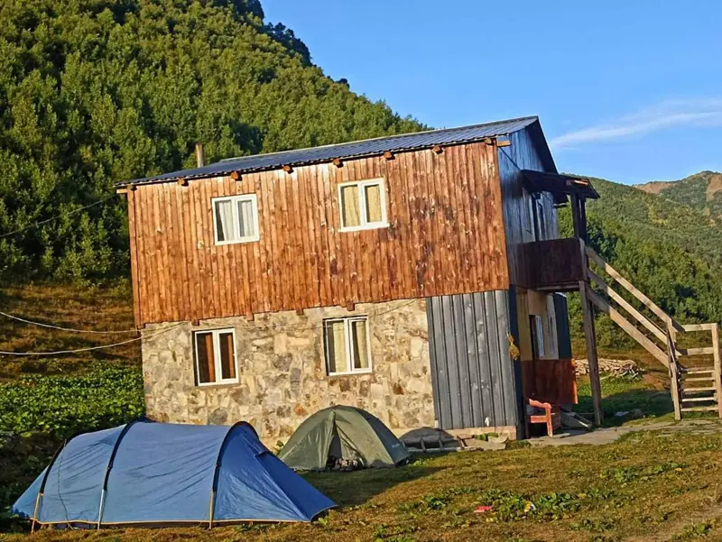 Guesthouse Latphari