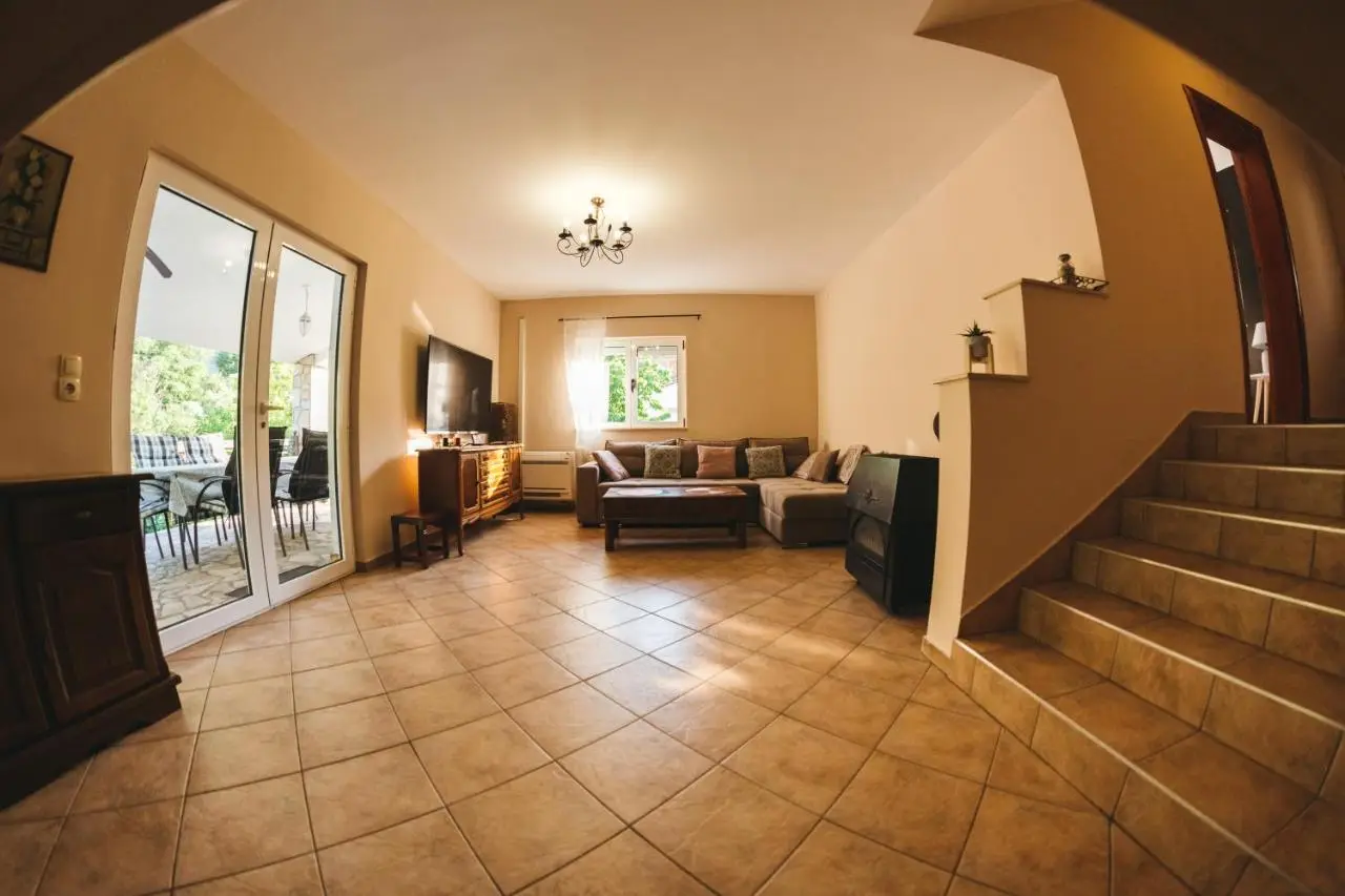 Villa Gana-Green Oasis with Heated Pool