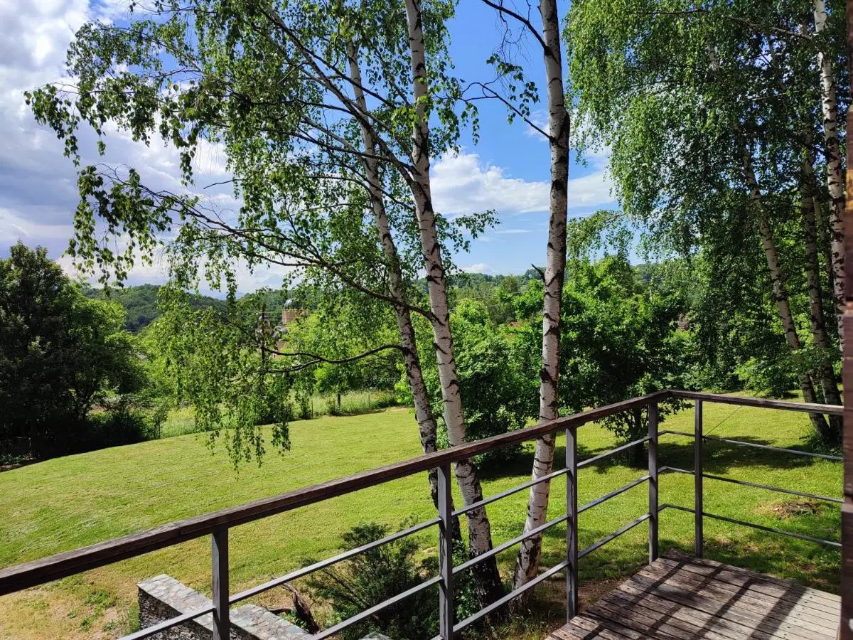 Šumarak Lodge