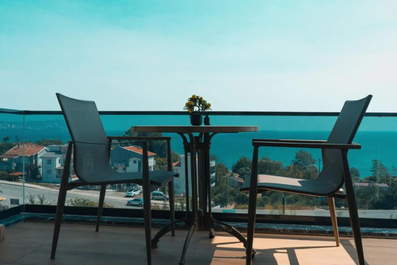 Lemon Suites & Restaurant