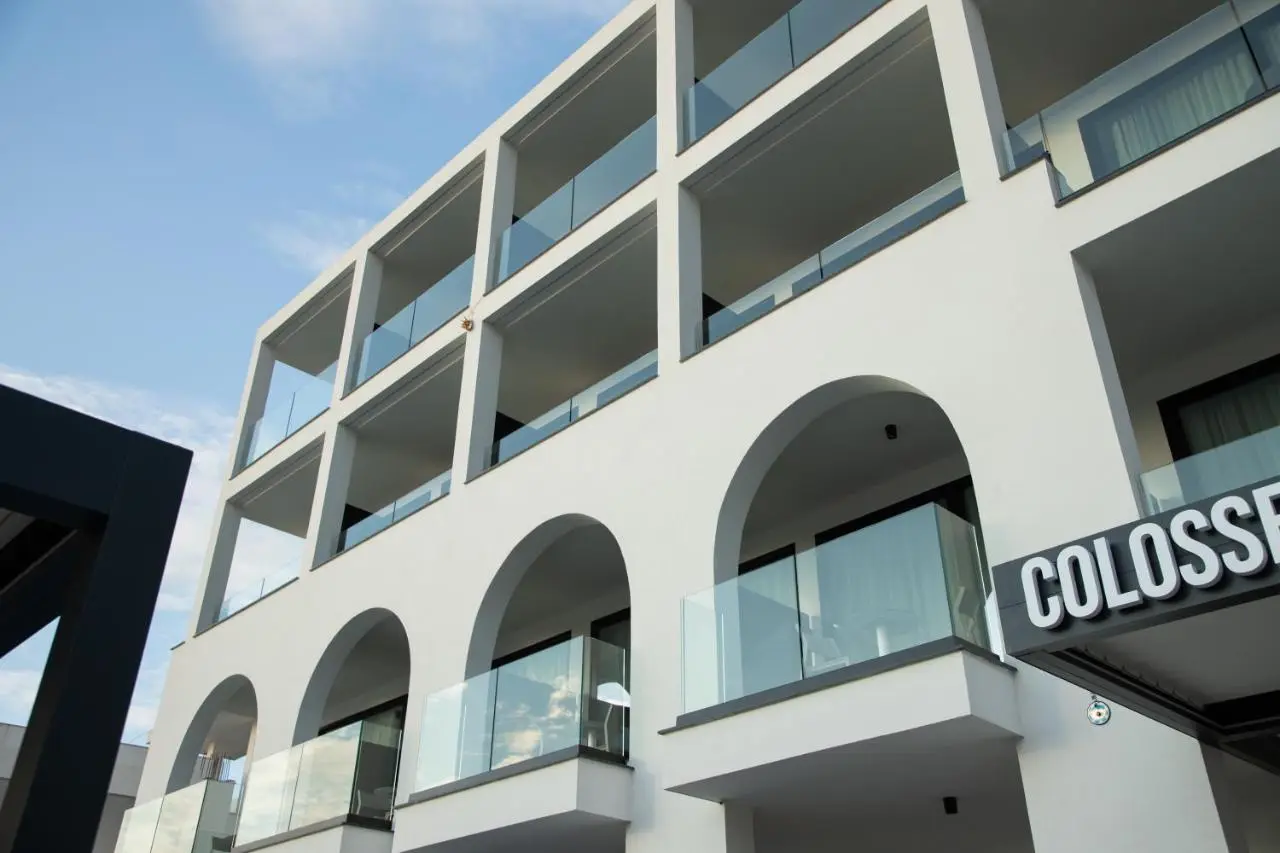 Colosseum Hotel