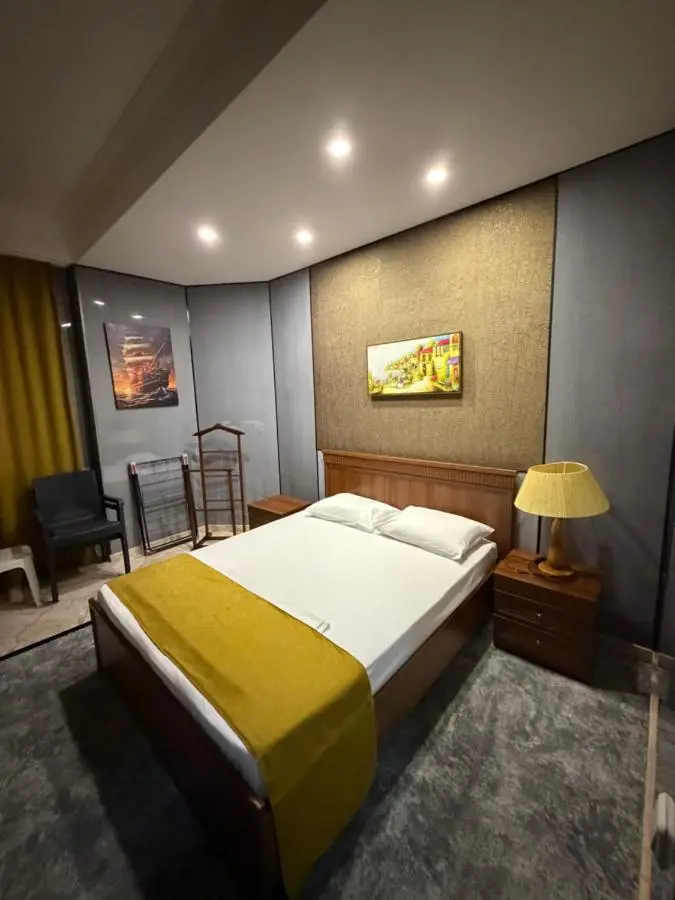 Hotel Condori