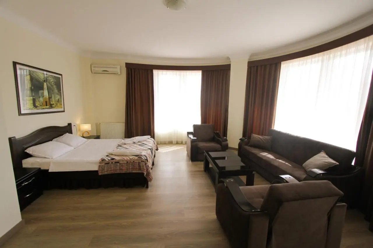 Hotel Lux