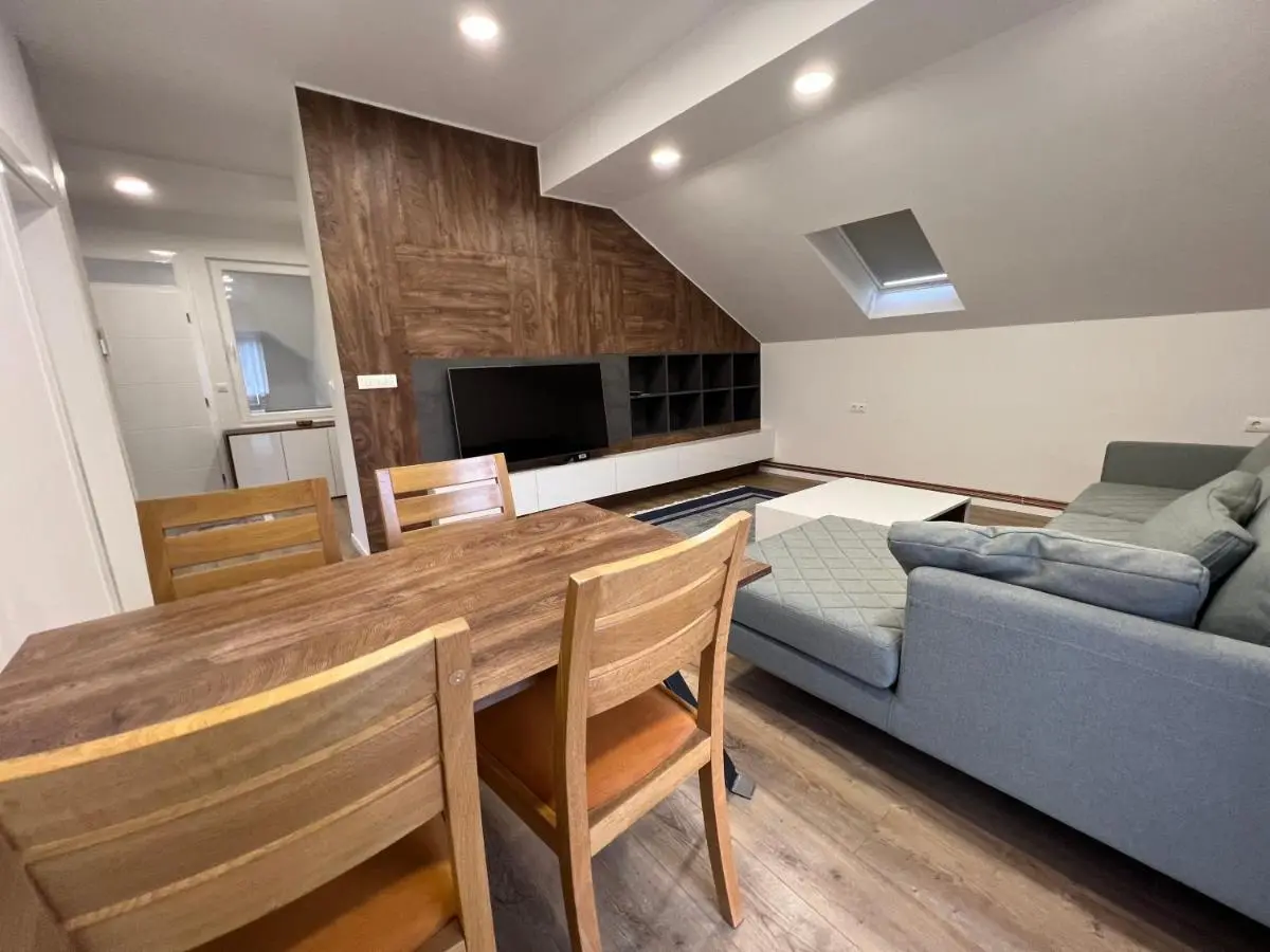 Villa by Expert Aleja