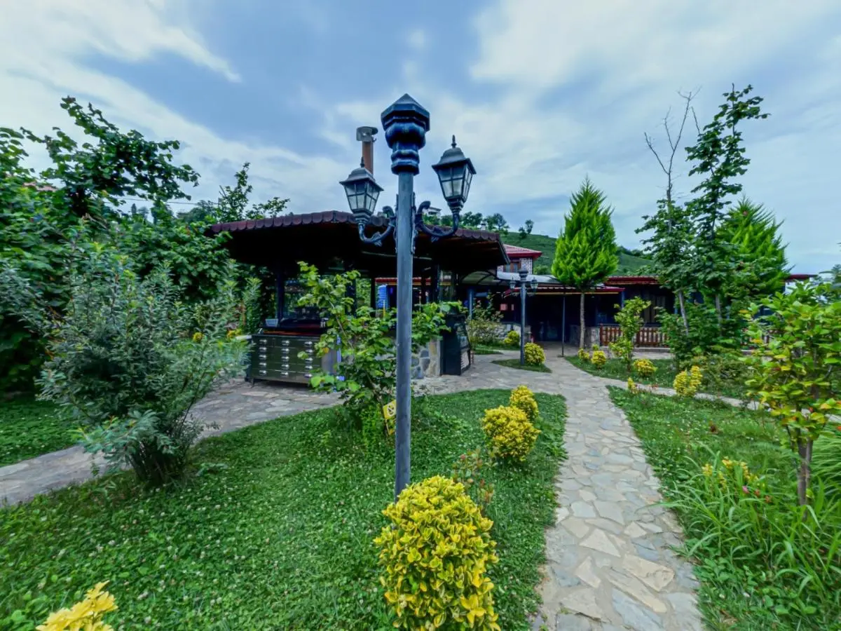 Mcora Tatil Köyü
